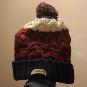 Columbia brand hat beanie with Pom women